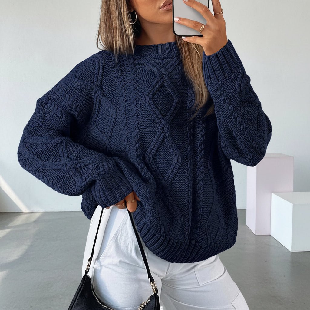 Soft Oversized Women's Cable Knit Sweater