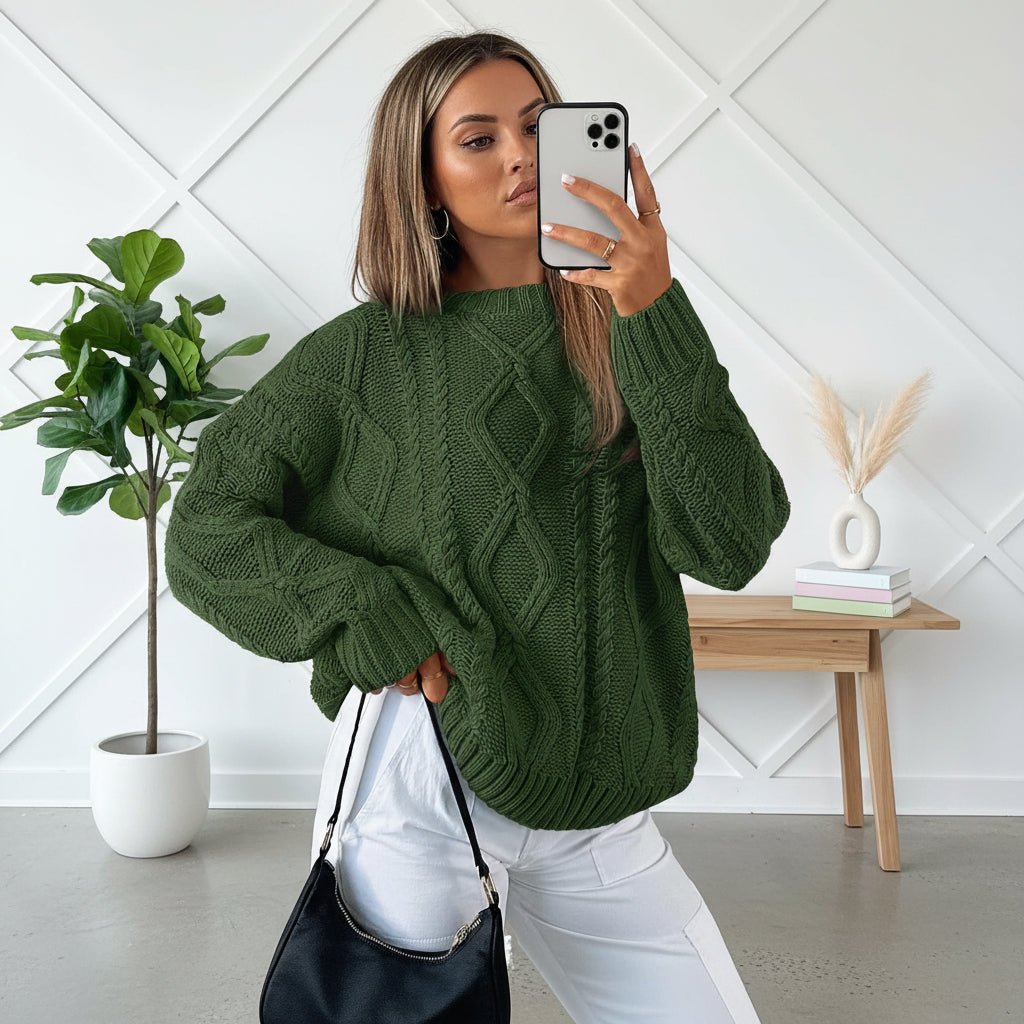 Soft Oversized Women's Cable Knit Sweater