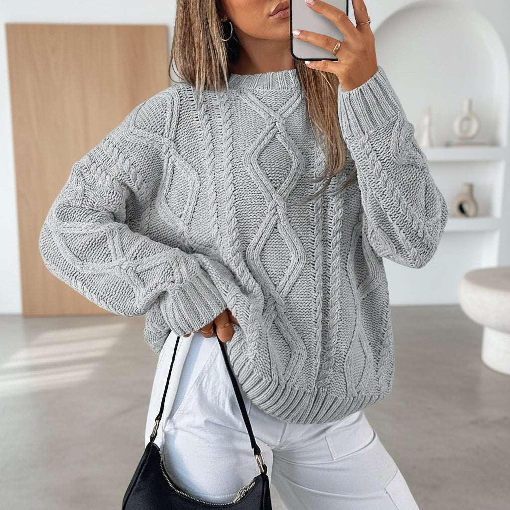 Soft Oversized Women's Cable Knit Sweater