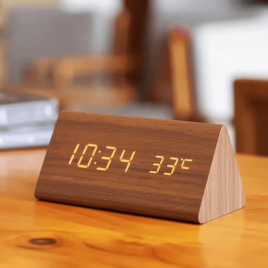 Smart LED Table Clock with Voice Control and Dimmer - SweetyGem